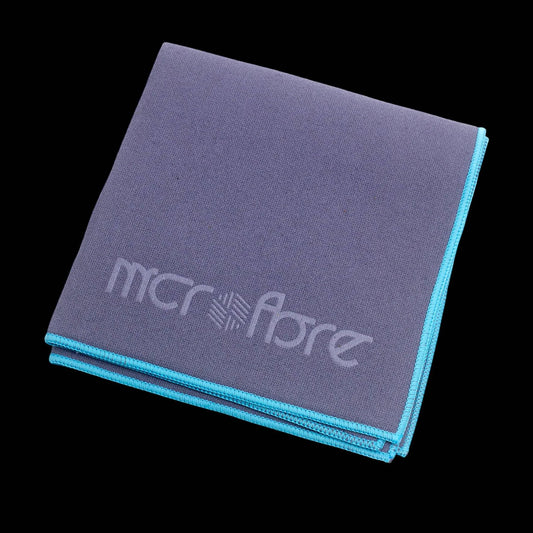 mcrofbre glass cleaning microfibre cloth for car cleaning and detailing